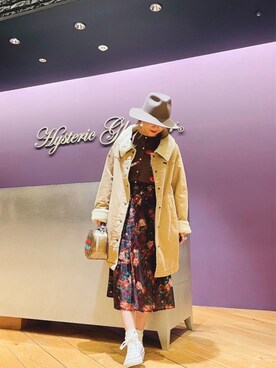 「HYSTERIC GLAMOUR（ヒステリックグラマー）のアイテム（ステンカラーコート）」を使った、RAYさん（レディース・158cm）の冬コーディネート