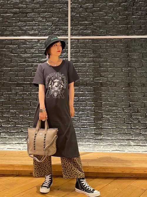 ヒステリックス 新品タグ付編み上げワンピース HYSTERIC GLAMOR SLICK IT ワンピース（ワンピース）｜HYSTERIC GLAMOUR