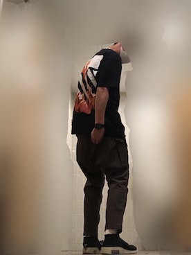 「OFF-WHITE」｜「アイテム（スラックス）」を使った、Hi-noさん（メンズ・175cm）の夏コーディネート