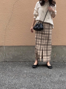 「アイテム（パーカー、ホワイト系）」を使った、miwaさん（レディース・154cm）の秋コーディネート