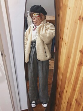 「nice claup」｜「アイテム（ハンチング/ベレー帽）」を使った、MISHAさん（レディース・162cm）の冬コーディネート