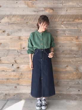「Lee（リー）のアイテム（デニムスカート）」を使った、SAKiさん（レディース・164cm）の秋コーディネート