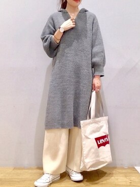 「Levi's（リーバイス）のアイテム（バッグ）」を使った、SAKiさん（レディース・164cm）の秋コーディネート