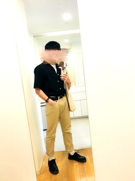 「UNIQLO（ユニクロ）のアイテム（Tシャツ/カットソー、ブラック系）」を使った、Komiさん（メンズ・171cm）の春コーディネート