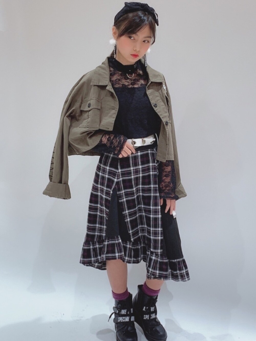 「キッズファッション、秋冬コーデ、大人カジュアル、かっこかわいい、ジャケットスタイル、ZIDDY、ziddyコーデ、ファッション」｜「ZIDDYのアイテム（スカート、パープル系）」を使った、✨R IＡ✨さん（キッズ・145cm）の秋コーディネートの1枚目の写真