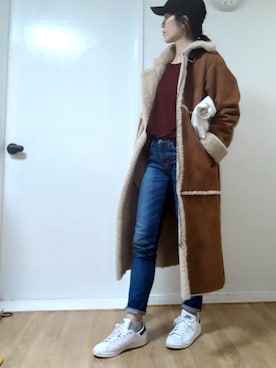 「リラックスコーデ」｜「アイテム（ムートンコート）」を使った、naoko🌸尚子さん（レディース・164cm）の冬コーディネート