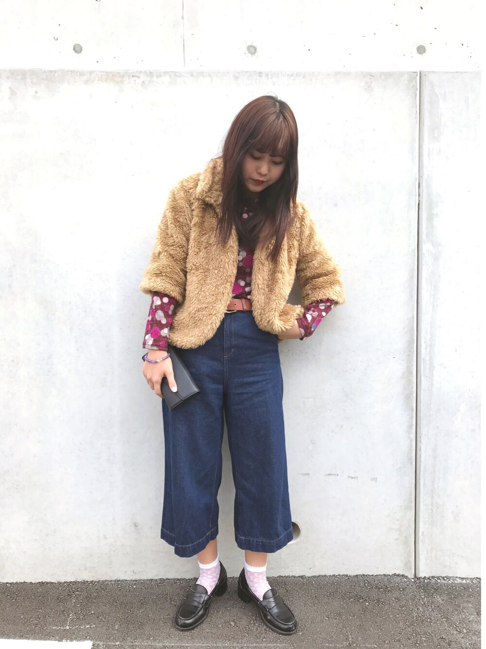 「はるコーデ、休日スタイル、デニムパンツ、タックイン、ローファー、古着、古着MIX、ローファー×靴下、冬、outfit」｜「usedのアイテム（ジャケット/アウター、ブラウン系）」を使った、あらかわみか（みかんぬ）さん（レディース・158cm）の春コーディネートの1枚目の写真