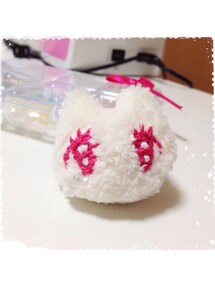 Handmade | 涙白猫(ブローチ/コサージュ)