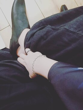 「AUTTAA（アウッタ）のAUTTAA ルームシューズ（その他シューズ）」を使った、こなチソさんさん（レディース・162cm）の冬コーディネート