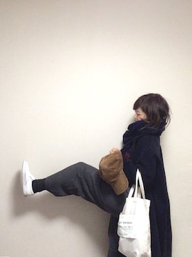 「Ron Herman（ロン ハーマン）のアイテム（ストール/ショール、ブルー系）」を使った、🅨Ⓤ🅒🅞さん（レディース）の冬コーディネート