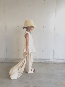 「ペーパーハット」｜「アイテム（その他）」を使った、china *saeさん（キッズ・110cm）の夏コーディネート