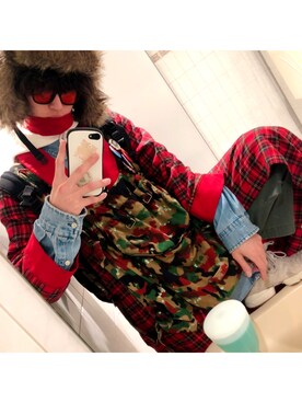 「カモ柄」｜「アイテム（スラックス）」を使った、カ マ ノさん（メンズ・181cm）の春コーディネート