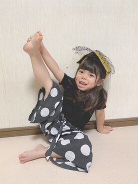 「Handmade（ハンドメイド）のアイテム（ヘアバンド、イエロー系）」を使った、✩しーちゃろ✩さん（キッズ・100cm）の夏コーディネート