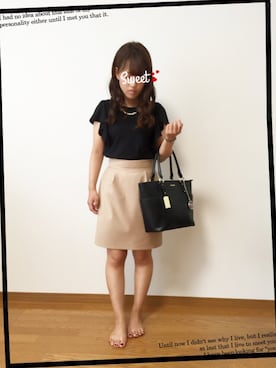 「UNIQLO Tシャツ」｜「アイテム（シューズ）」を使った、AINAさん（レディース・153cm）の夏コーディネート