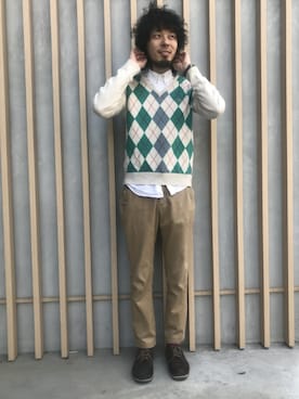 「LACOSTE（ラコステ）のアイテム（ニット/セーター）」を使った、時田健太さん（メンズ・175cm）の春コーディネート