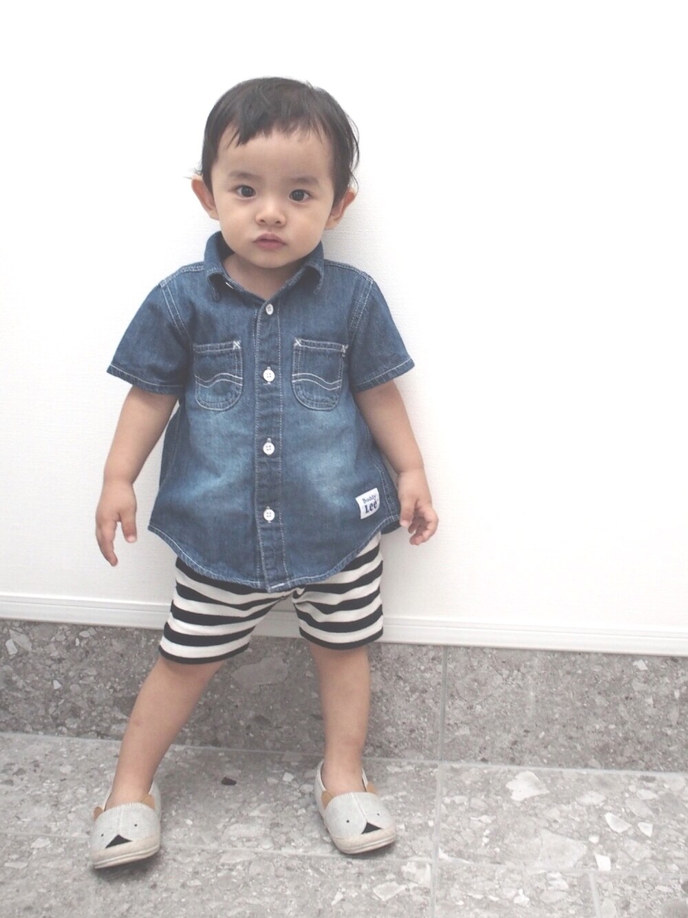 「kids、キッズコーデ、おとこのこ、80cm、1歳、デニムシャツ、ボーダー」｜「BUDDY Leeのアイテム（Tシャツ/カットソー、ブルー系）」を使った、SEI-KOTOさん（キッズ・80cm）の秋コーディネートの1枚目の写真