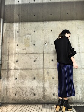 「stud.（スタッド）のアイテム（スカート）」を使った、yurina katsuraさん（レディース・165cm）の冬コーディネート