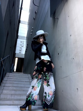 「backlash」｜「アイテム（PC・スマホグッズ/家電）」を使った、yurina katsuraさん（レディース・165cm）の冬コーディネート