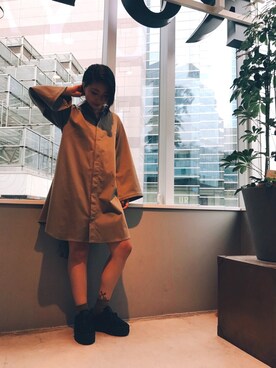 「MIHARAYASUHIRO（ミハラヤスヒロ）のアイテム（シャツワンピース）」を使った、yurina katsuraさん（レディース・165cm）の夏コーディネート