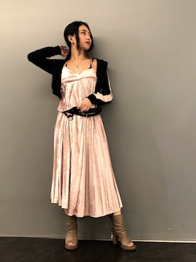 「stud.（スタッド）のアイテム（パーカー）」を使った、yurina katsuraさん（レディース・165cm）の夏コーディネート