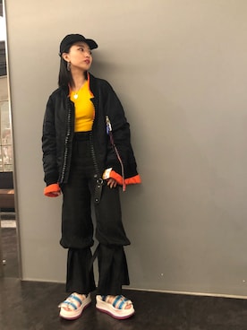 「MIHARAYASUHIRO（ミハラヤスヒロ）のアイテム（MA-1）」を使った、yurina katsuraさん（レディース・165cm）の夏コーディネート