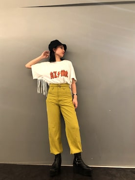 「Yasutoshi Ezumi（ヤストシエズミ）のアイテム（パンツ）」を使った、yurina katsuraさん（レディース・165cm）の夏コーディネート