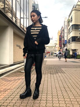 「KMRii（ケムリ）のアイテム（ジャケット/アウター）」を使った、yurina katsuraさん（レディース・165cm）の秋コーディネート