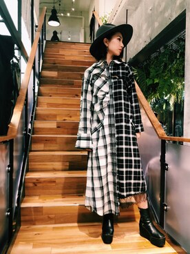 「BACKLASH（バックラッシュ）のアイテム（帽子）」を使った、yurina katsuraさん（レディース・165cm）の秋コーディネート