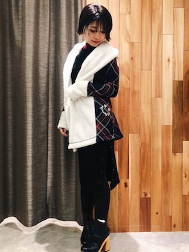 「stud.（スタッド）のアイテム（カーディガン/ボレロ）」を使った、yurina katsuraさん（レディース・165cm）の冬コーディネート