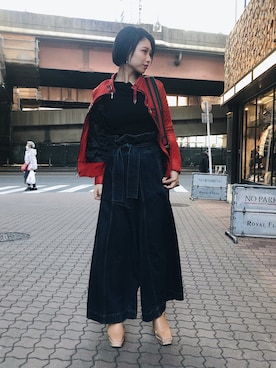 「レッド」｜「アイテム（ライダースジャケット）」を使った、yurina katsuraさん（レディース・165cm）の冬コーディネート