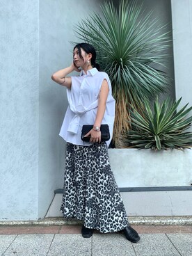 「アニマル」｜「アイテム（アクセサリー）」を使った、yurina katsuraさん（レディース・165cm）の夏コーディネート