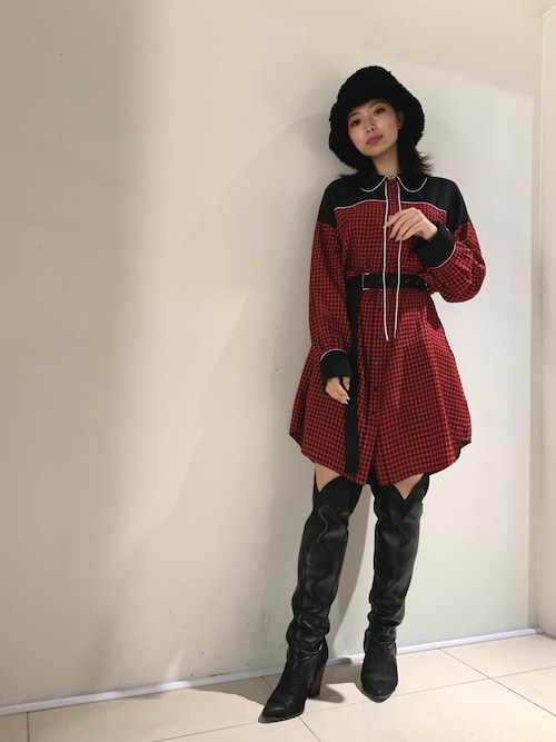 Tommy Hilfiger トミーヒルフィガー のワンピース ドレスを使った人気ファッションコーディネート Puntosdecultura