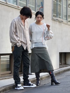 「スウェットトップス」｜「アイテム（スカート）」を使った、yurina katsuraさん（レディース・165cm）の春コーディネート