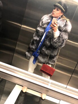 「WINTER STYLE」｜「アイテム（ショルダーバッグ）」を使った、Ira Solominaさん（レディース・158cm）の春コーディネート