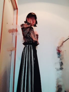 「PAGEBOY（ページボーイ）のストライププリーツ切り替えスカート（スカート、ブラック系）」を使った、Rina**さん（レディース）の春コーディネート