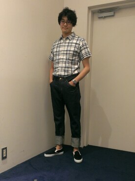 「TRANS CONTINENTS（トランスコンチネンツ）のアイテム（パンツ）」を使った、甲乙さん（メンズ・177cm）の夏コーディネート