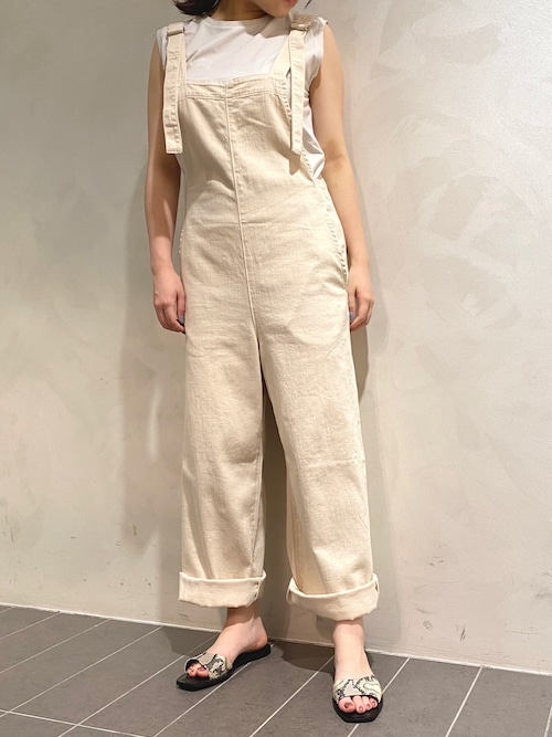 うき 美品 YANUK リラックスサロペット白ホワイト定価31,900円 うき 美品 YANUK リラックスサロペット白ホワイト定価31,900円