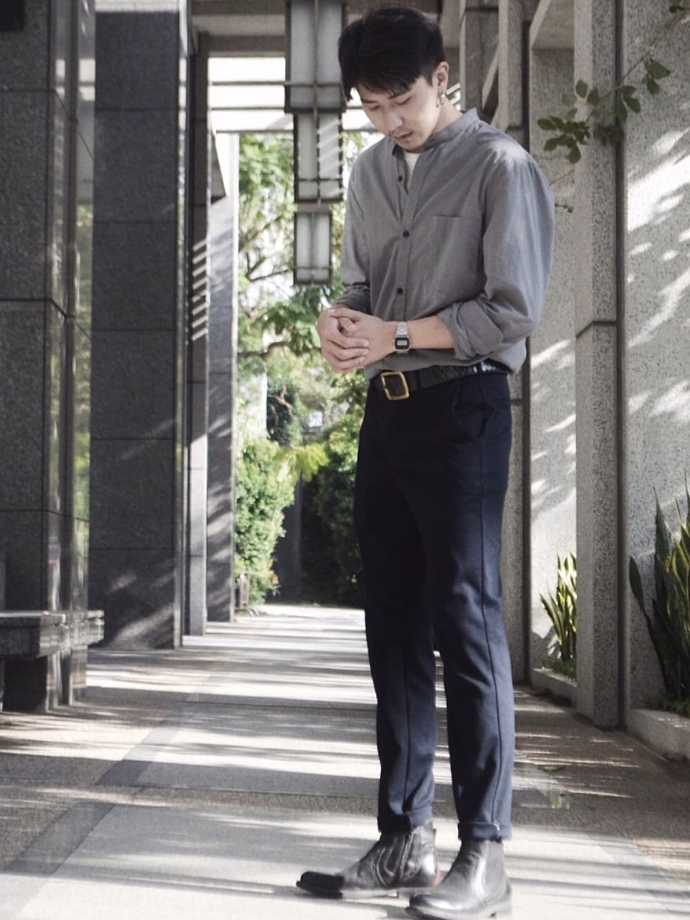 「おしゃれさんと繋がりたい」｜「GUのアイテム（スラックス、ブルー系）」を使った、ハンハンさん（メンズ・173cm）の冬コーディネートの1枚目の写真