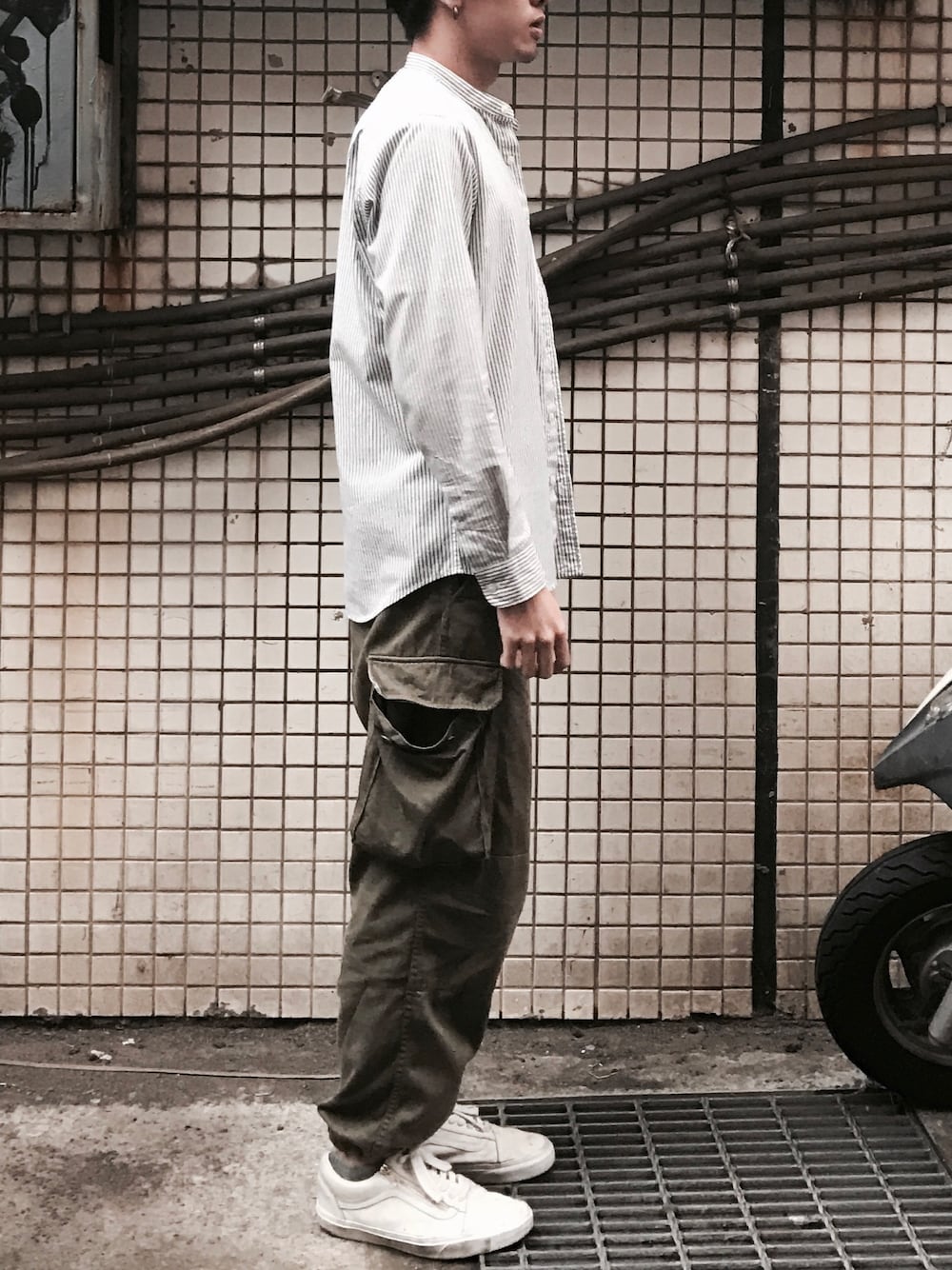 「vensのアイテム（モカシン/デッキシューズ、ホワイト系）」を使った、ハンハンさん（メンズ・173cm）の冬コーディネートの1枚目の写真