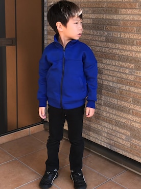 「5歳」｜「アイテム（その他シューズ）」を使った、TAOさん（キッズ・110cm）の春コーディネート