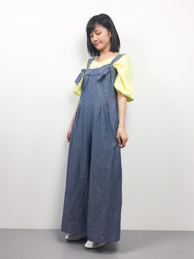 「URBAN RESEARCH ROSSO WOMEN（アーバンリサーチ　ロッソ）のアイテム（つなぎ/オールインワン）」を使った、ヤギさん（レディース・159cm）の春コーディネート