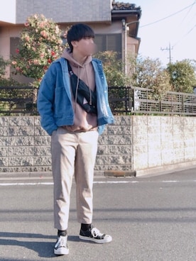 「Guess（ゲス）のアイテム（バッグ）」を使った、シンイチさん（メンズ・178cm）の春コーディネート