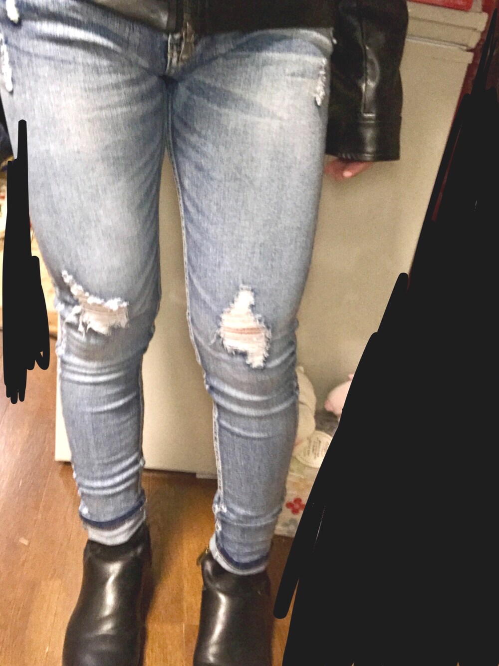 「VANITYFACEのアイテム（デニムパンツ、シルバー系）」を使った、裕介さん（メンズ・158cm）の冬コーディネートの1枚目の写真