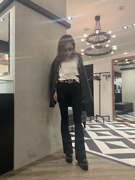 「パイソン柄」｜「アイテム（デニムジャケット）」を使った、akariさん（レディース・156cm）の春コーディネート