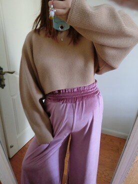 「yuuE in tokyoのアイテム（チノパンツ、パープル系）」を使った、大萌殿殿さん（レディース・160cm）の秋コーディネート