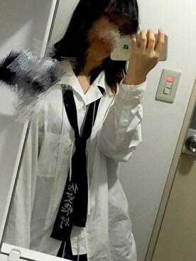 Yohji Yamamoto（ヨウジヤマモト）のネクタイを使った人気ファッション 