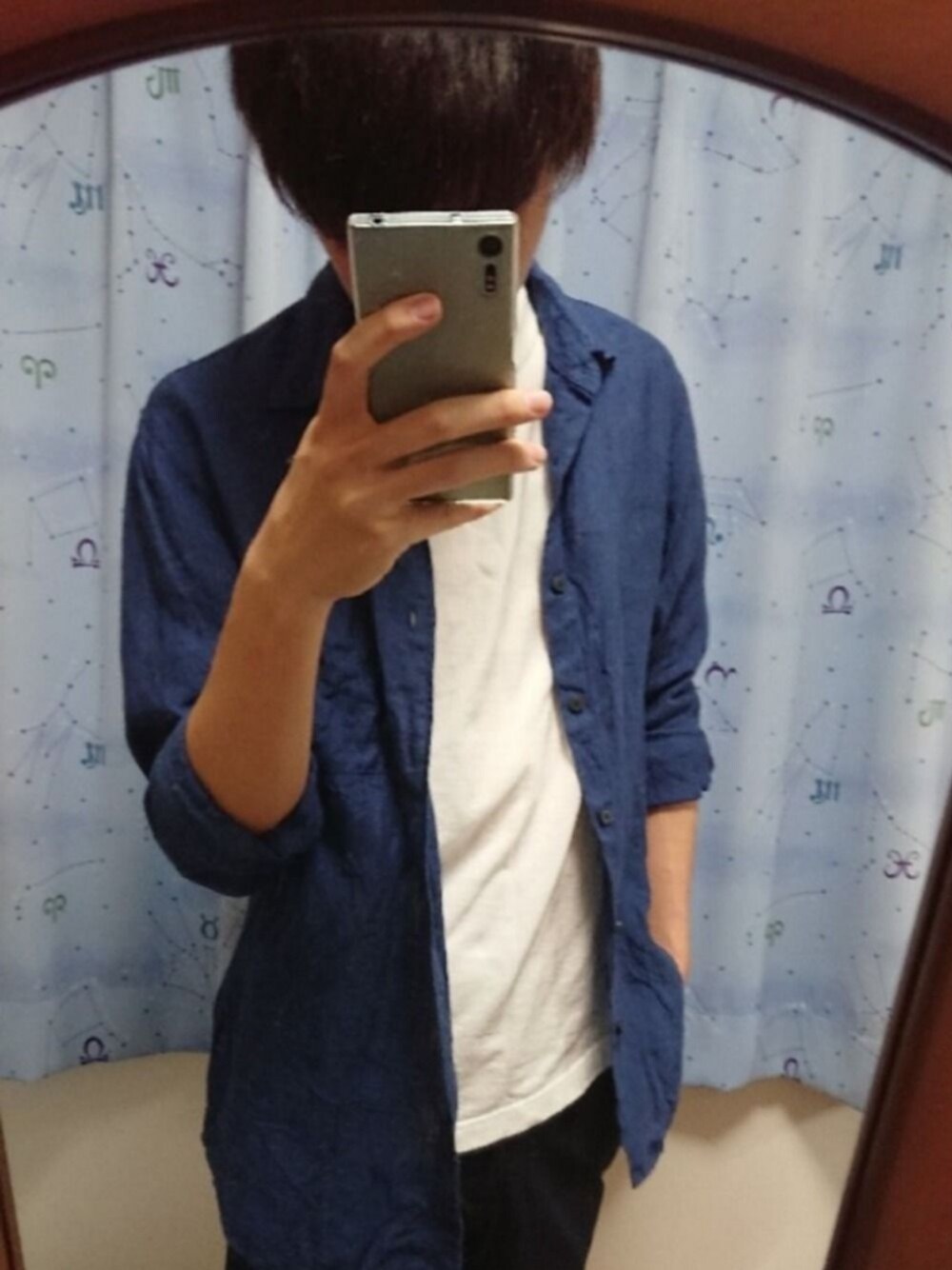「UNIQLOのアイテム（Tシャツ/カットソー、ホワイト系）」を使った、ユニしまさん（メンズ・178cm）の夏コーディネートの1枚目の写真