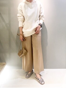 「FONCE（フォンセ）のアイテム（パンツ）」を使った、aoiさん（レディース・164cm）の春コーディネート