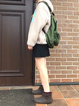 「黒スカート」｜「アイテム（その他アウター）」を使った、사랑sᴀʀᴀɴさん（レディース・173cm）の冬コーディネート