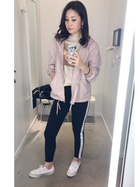「H&M（エイチ・アンド・エム）のアイテム（マウンテンパーカー）」を使った、ayaさん（レディース・167cm）の春コーディネート